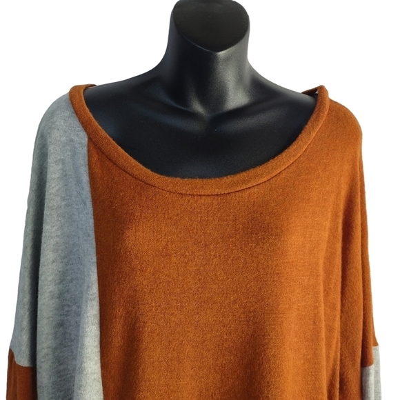 Haptics by Holly Harper Women's color Block Soft Sweater Size 1X NWOT - Picture 3 of 8